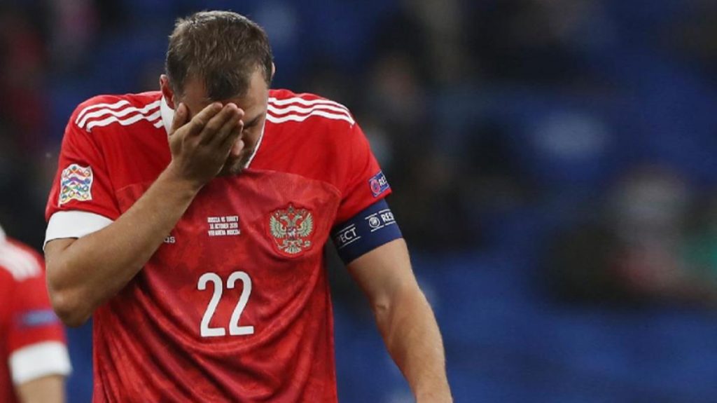 Rusya yaptırımlar sonrası sessizliğini bozdu! FIFA ve UEFA’ya sert tepki