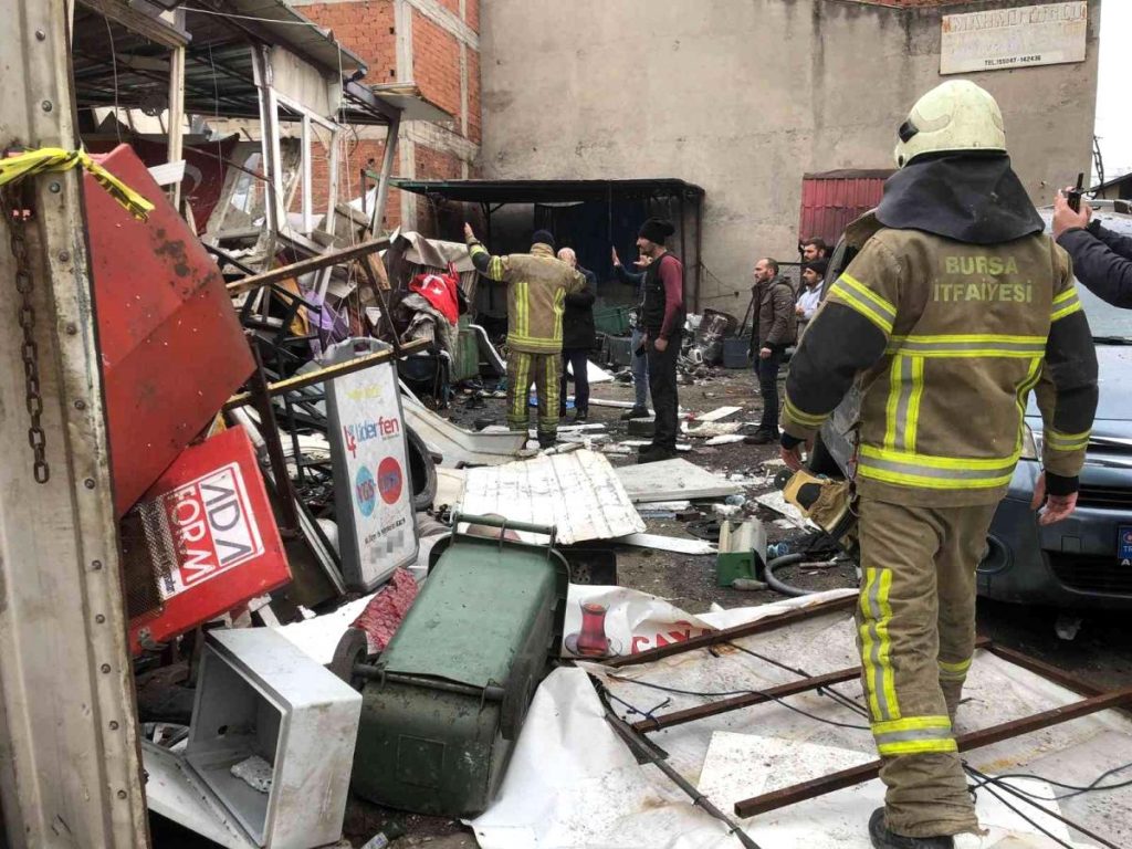 Son dakika haberi… Hurda deposunu savaş alanına çeviren patlamanın yeni görüntüsü ortaya çıktı