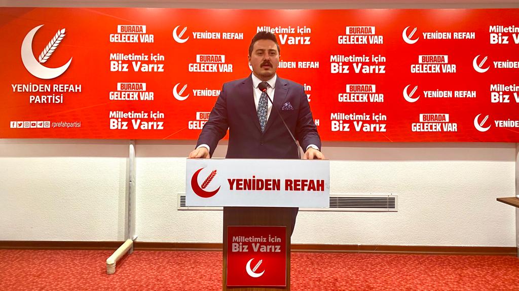 YRP’li Selçuk Efe, “ Bu paçavranın algı çabaları beyhudedir”